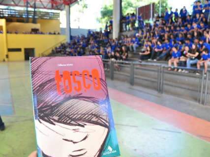  Depois de bullying dentro de escola, projeto é lançado com apoio de livro