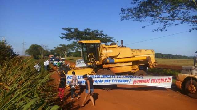 Agesul inicia tapa-buraco e MS-470 &eacute; liberada ap&oacute;s cinco horas de bloqueio