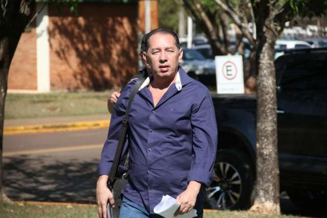 A&ccedil;&atilde;o do Gaeco apreendeu R$ 121 mil, documentos e at&eacute; celular &ldquo;anti-espi&atilde;o&rdquo;