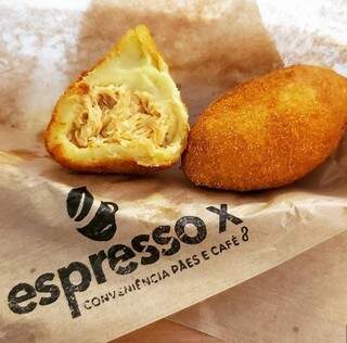 Espresso X &eacute; conveni&ecirc;ncia charmosa, com doces artesanais e p&atilde;o fresquinho