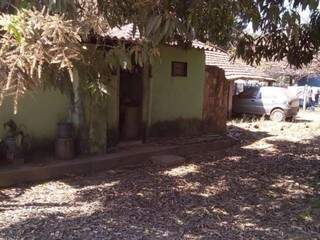 Casa da vítima no município de Cipolândia (Foto: Luiz Guido/O Pantaneiro)
