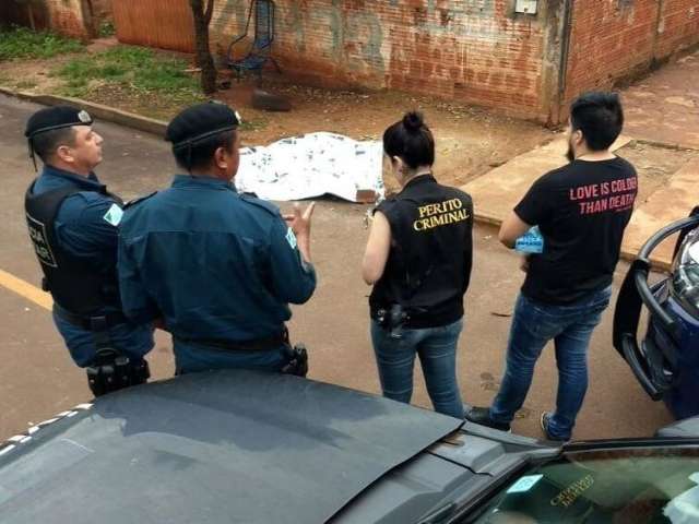 Homem condenado por roubo &eacute; assassinado com 15 facadas 