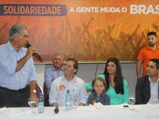 Reinaldo em ato com o presidente do Solidariedade, um dos primeiros partidos a confirmar apoio à reeleição. (Foto: Arquivo)