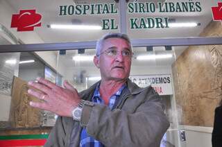 Diretor do hospital afirma que movimentação incomoda pacientes. (Foto:João Garrigó)