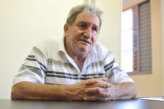 Pol&iacute;cia prorroga inqu&eacute;rito de morte em cela e fam&iacute;lia suspeita de tortura
