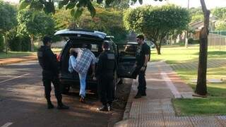 Homem foi preso em casa e levado para a sede da PF. (Foto: Oswaldo Duarte)