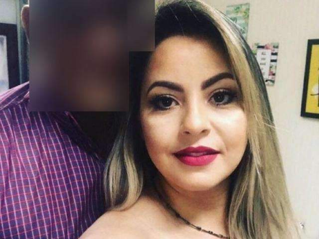 Suspeita de interferir em briga de casal e matar homem se apresenta &agrave; pol&iacute;cia