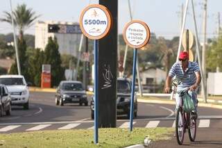 Novas avenidas da Capital contam com ciclovias para o conforto dos ciclistas. (Foto: Marcelo Victor/Arquivo)