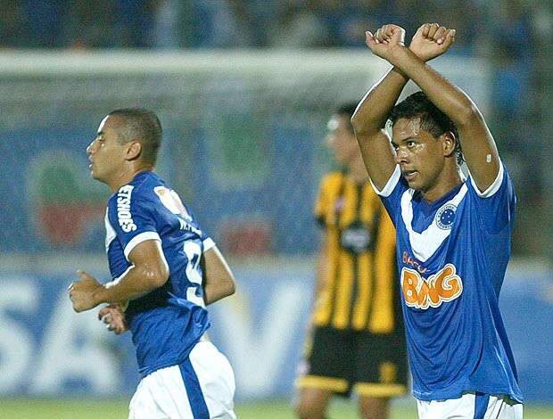  Cruzeiro vence Guarani do Paraguai por 4 a 0 na Libertadores