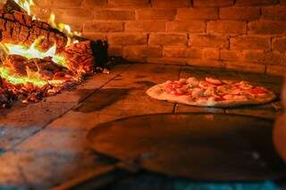 Pizzaria investe em massa fininha e com pouco fermento (Fotos: Fernando Antunes)