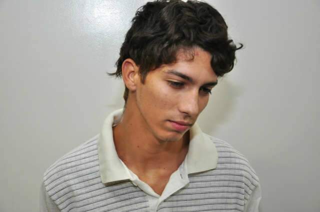  Vai a j&uacute;ri em abril jovem que assassinou outro na Afonso Pena