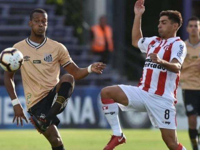 Santos e River Plate n&atilde;o saem do empate sem gols em Montevid&eacute;u 