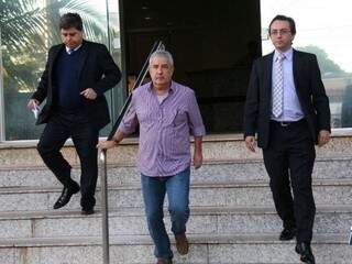 Empresário João Amorim (ao centro) teve novo pedido de prisão negado. (Foto: Arquivo)
