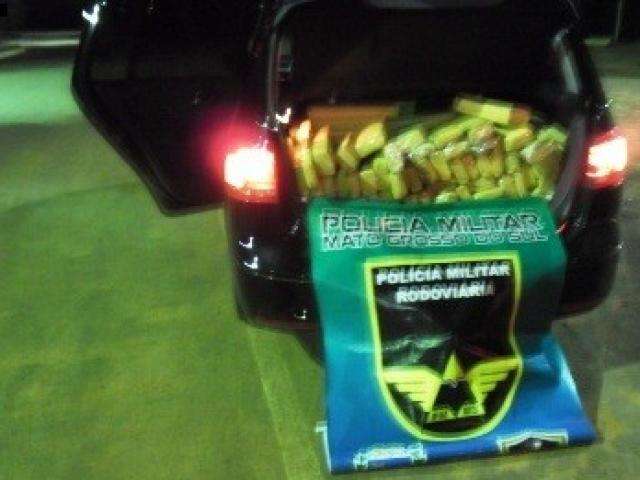 Em um dia, apreens&atilde;o de maconha passa de uma tonelada em duas cidades