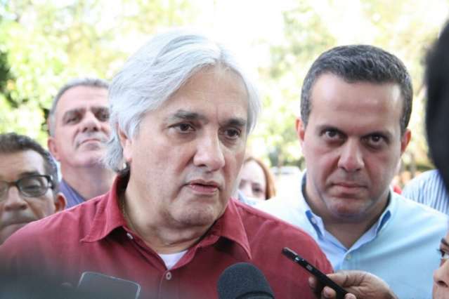 Delc&iacute;dio mostra plano ap&oacute;s a Copa porque &ldquo;povo est&aacute; preocupado com futebol&rdquo;