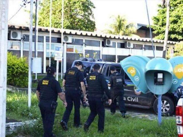 Presidente da C&acirc;mara diz que &quot;cala boca&quot; de 3 mil era pago a vereadores