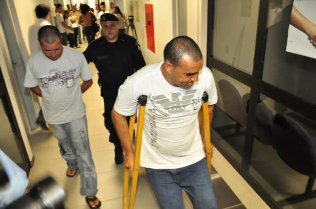  R&eacute;us por morte de vereador ser&atilde;o processados individualmente