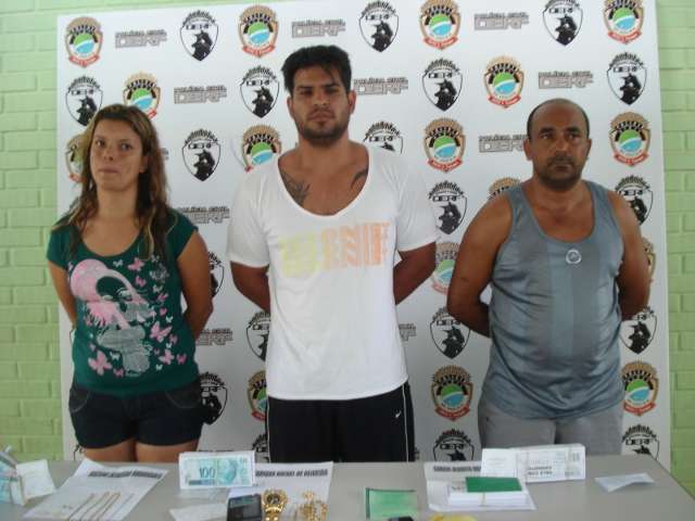 Trio de estelionat&aacute;rios &eacute; preso ap&oacute;s praticar &ldquo;golpe do bilhete premiado&rdquo;