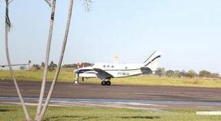 A aeronave ainda está no pátio do Aeroporto de Campo Grande (Foto: Paulo Francis)