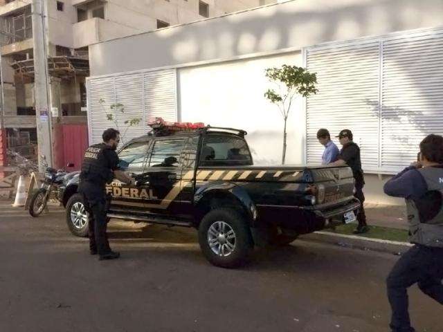 Filho de Puccinelli &eacute; levado pela PF na opera&ccedil;&atilde;o Papiros de Lama
