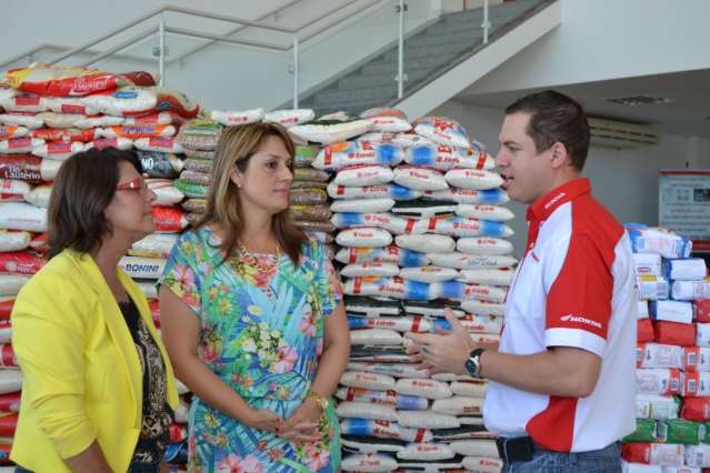 Prefeitura procura empresas para dar alimentos a 5 mil fam&iacute;lias no Natal