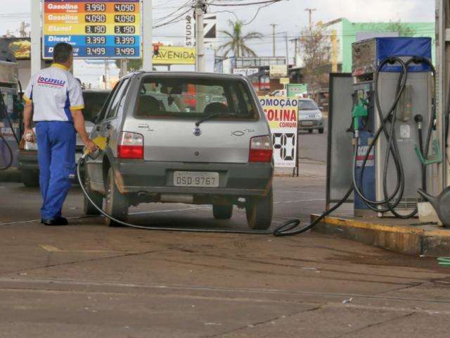 Combust&iacute;vel pode subir at&eacute; 10% neste m&ecirc;s, avalia representante dos postos