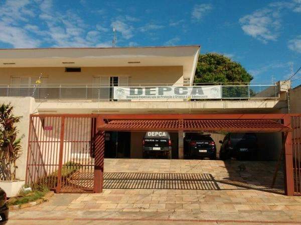  Pol&iacute;cia ouve hoje familiares de beb&ecirc; internada com sinais de maus tratos