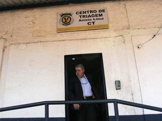 Ministro Carlos Marun visitou o ex-governador no Centro de Triagem Anízio Lima, presídio em Campo GRande. (Foto: Saul Schramm)