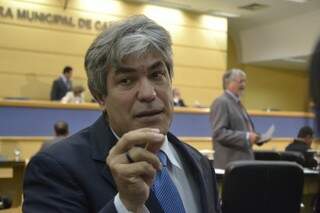 Líder Marcos Alex fez questionamentos à procuradoria jurídica da Câmara (Foto: Marcos Ermínio)