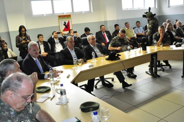 Temer destaca uso da tecnologia no combate ao crime na fronteira de MS