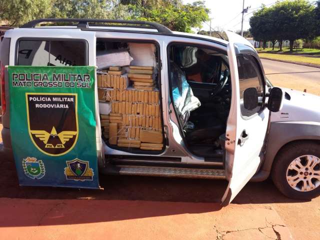 Homem de 36 anos &eacute; preso com mais de uma tonelada de maconha 