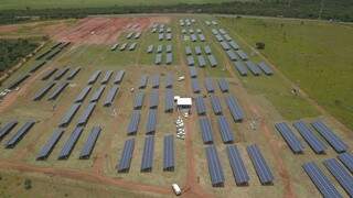 Fazenda de energia solar foi inaugurada hoje em Jaraguai e tem 18 mil placas fotovoltáicas