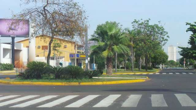 Locais de vota&ccedil;&atilde;o amanhecem limpos em Tr&ecirc;s Lagoas