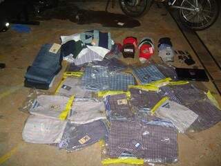 Produtos furtados da loja que foram recuperados pela Polícia (Foto: Divulgação)