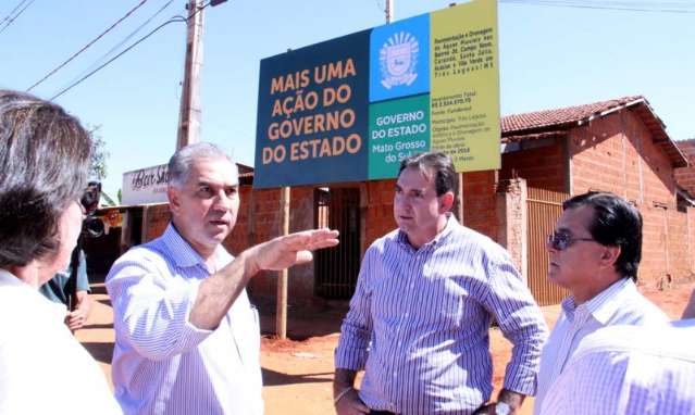 Reinaldo lan&ccedil;a obras na regi&atilde;o leste destaca parceria com munic&iacute;pios