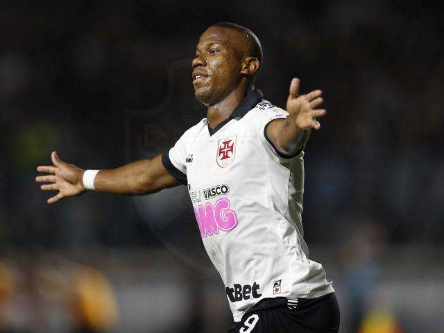 Vasco domina a partida e vence o Botafogo por 2 a 1 