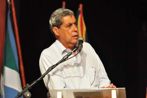 André reúne PMDB para rearrumar governo e consolidar alianças