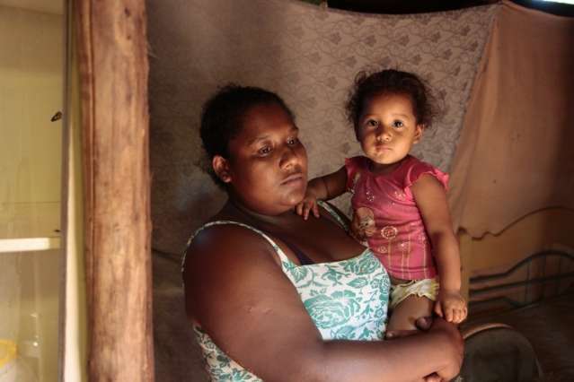 Fam&iacute;lias perdem tudo e ainda dependem de doa&ccedil;&otilde;es ap&oacute;s chuva