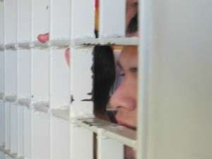 Tr&ecirc;s meses ap&oacute;s fuga em massa, cinco adolescentes ainda est&atilde;o evadidos da Unei