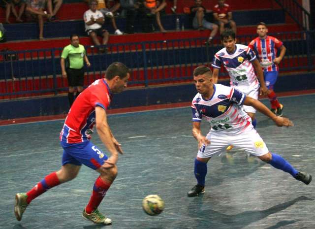 Copa estadual de futsal ter&aacute; rodada dupla neste s&aacute;bado em Dourados