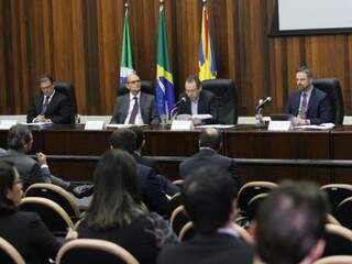 Evento está ocorrendo no Fórum da Justiça Federal em Campo Grande (Foto: Saul Schramm)