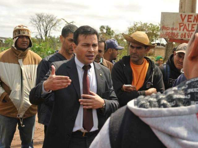 Minist&eacute;rio P&uacute;blico far&aacute; audi&ecirc;ncia para ouvir catadores retirados de lix&atilde;o