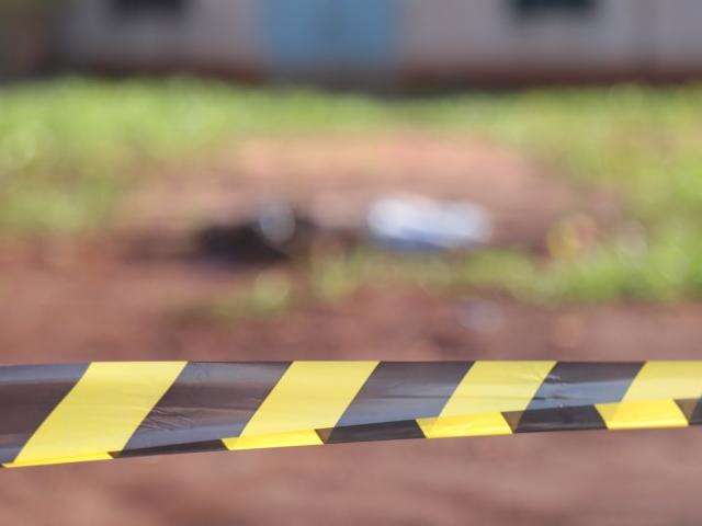 Jovem esfaqueado e degolado tinha 18 anos e foi identificado pela fam&iacute;lia