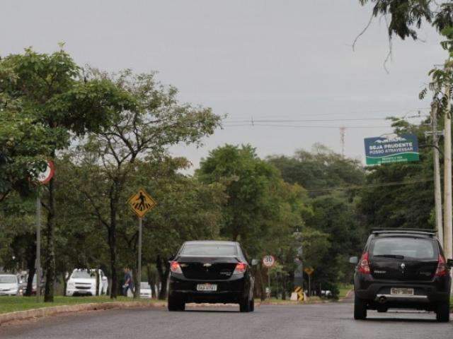 Obra de drenagem fecha pista da Mato Grosso neste fim de semana