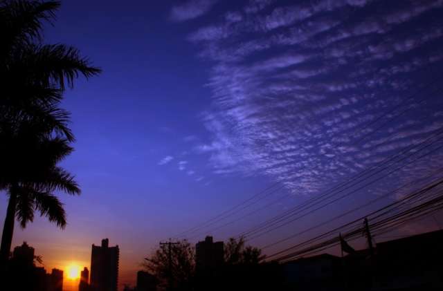 Quinta-feira tem manhã de sol e possibilidade de chuvas à tarde à noite