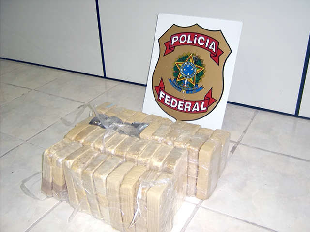  Em Corumb&aacute;, Pol&iacute;cia Federal prende boliviano com 43 quilos de coca&iacute;na 