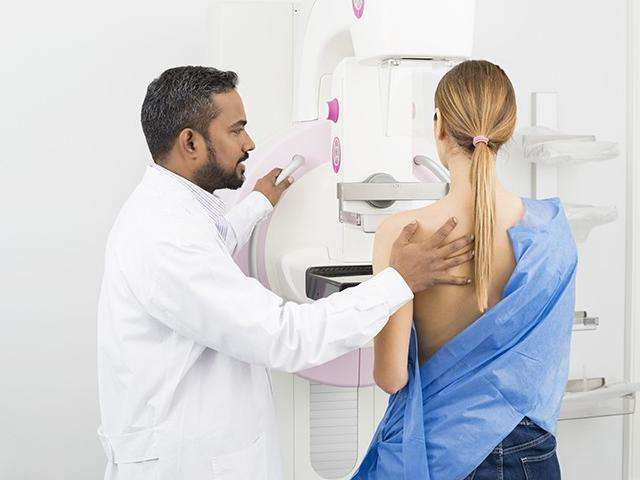 Cl&iacute;nica vai oferecer 50 mamografias gratuitas a mulheres a partir de 40 anos 