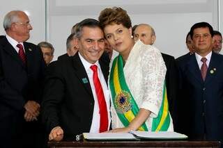 Gilberto Carvalho é um dos principais nomes do PT no primeiro escalão do governo(Foto:Divulgação/PR/Roberto Stuckert Filho)