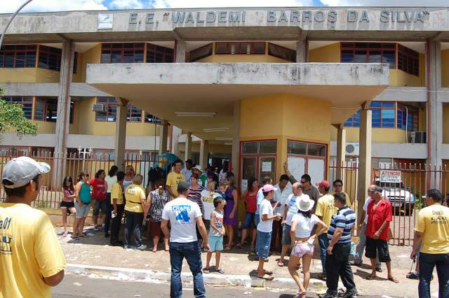  Chapa 4 vence elei&ccedil;&atilde;o tumultuada para presidente de bairro nas Moreninhas 