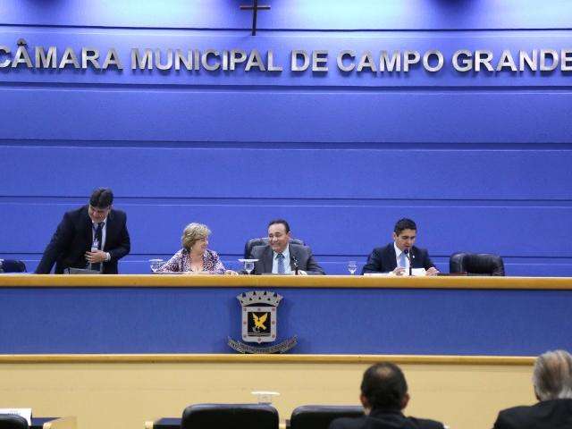 C&acirc;mara homenageia 86 pessoas em comemora&ccedil;&atilde;o aos 117 anos da Capital